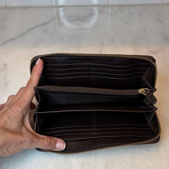 Coach Wallet RARE Zoe Brown Full Zip double Gold Buckles Multi Compartment - Picture 13 of 16